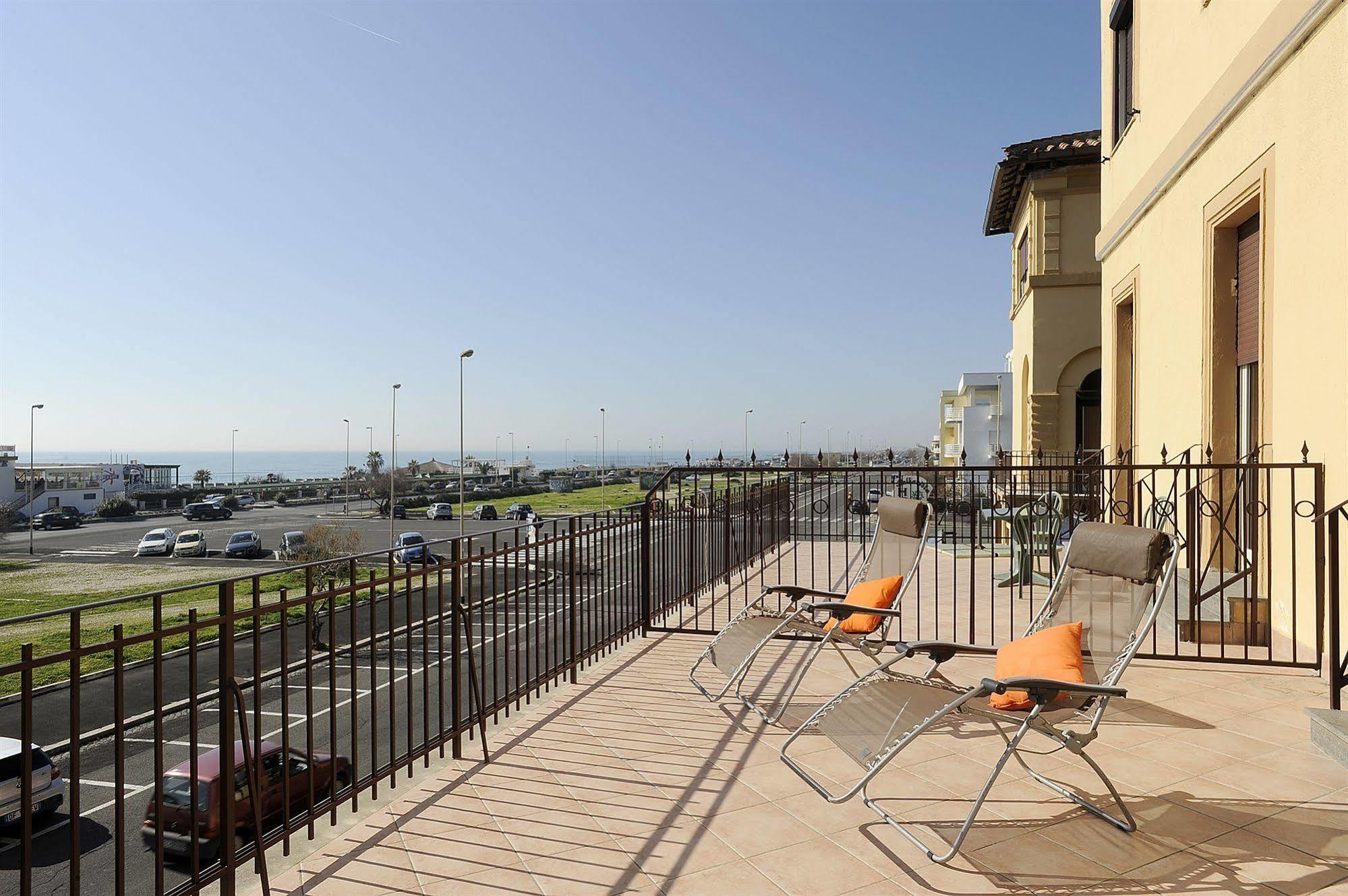 Hotel Bellavista Lido di Ostia Ngoại thất bức ảnh